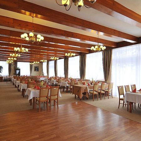 Hotel Manes Svratka Luaran gambar