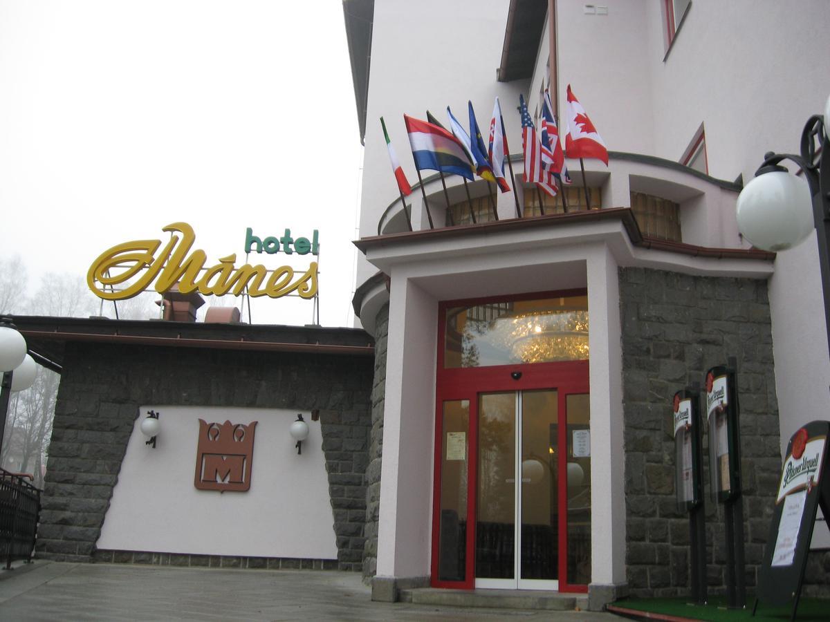 Hotel Manes Svratka Luaran gambar