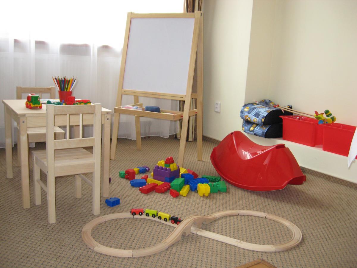 Hotel Manes Svratka Luaran gambar